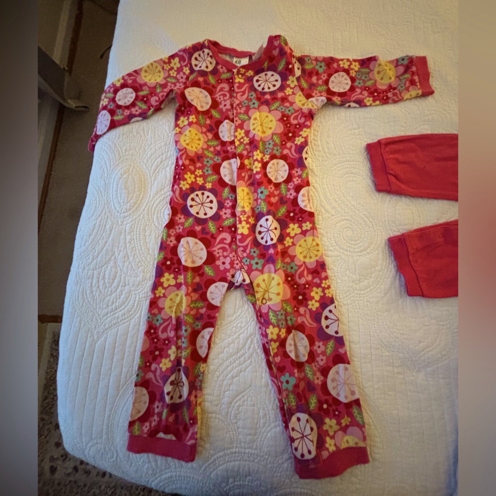 H&M Kids Pajamas - Pink and Yellow Floral - Picture 4 of 12